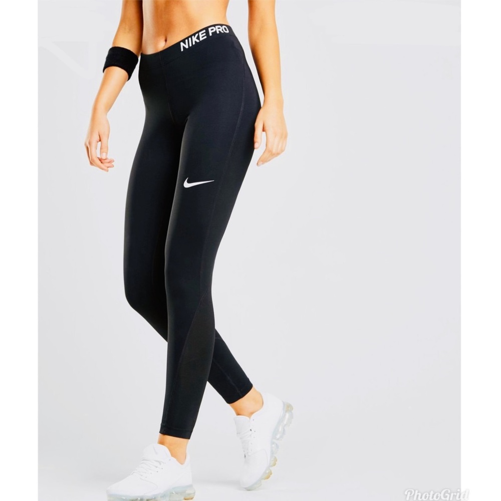 NIKE Pro Leggings